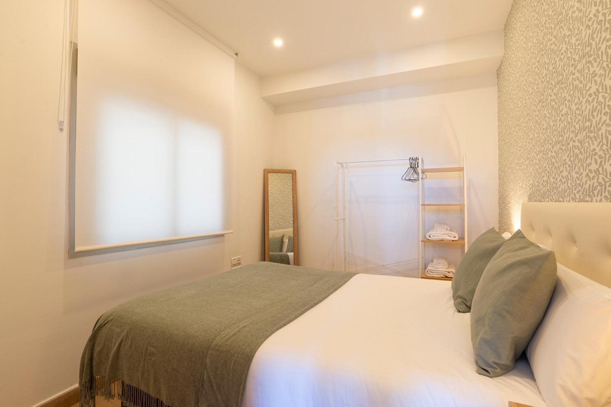 Carreteria II & Old Town By Ele Apartments Malaga Luaran gambar